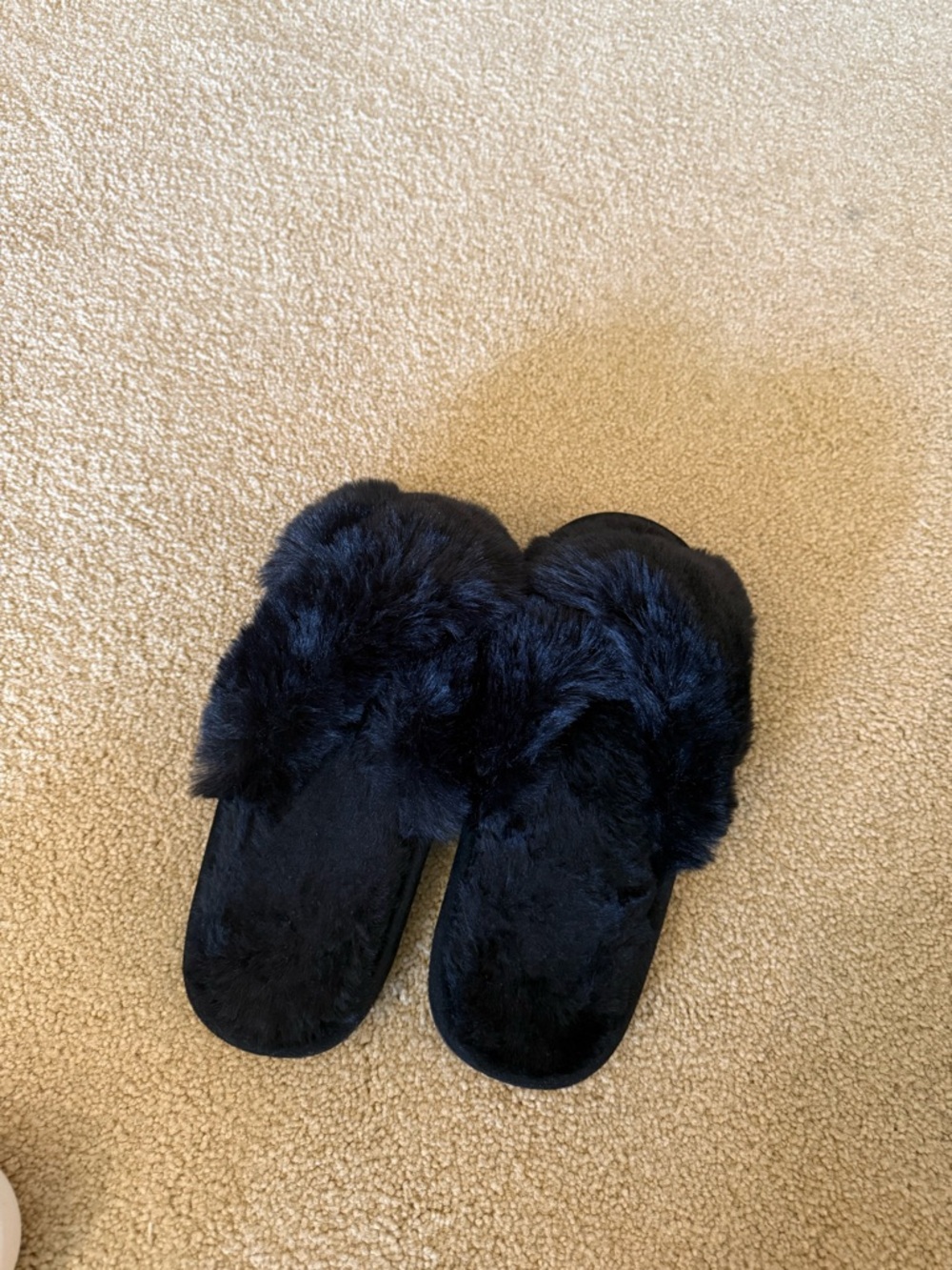 Black Fuzzy Slide Slippers - Women's Cozy Fur Slides